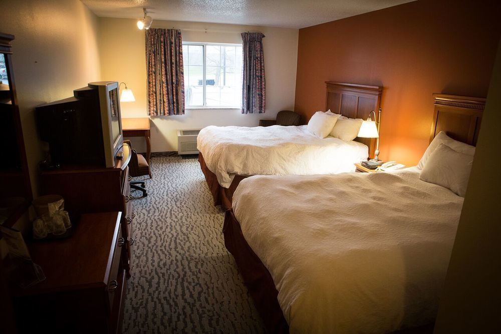 Regency Inn & Suites Anoka Exterior foto